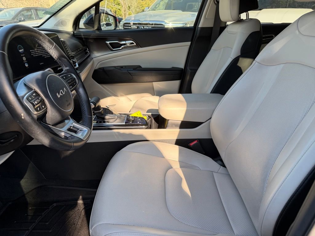 Used 2023 Kia Sportage EX image 20