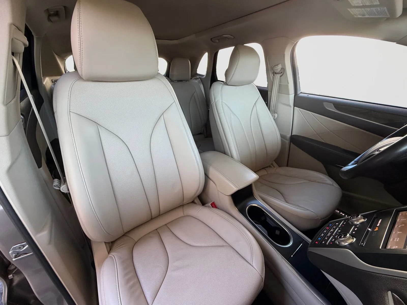 Used 2019 Lincoln MKC Reserve AWD/4WD image 21