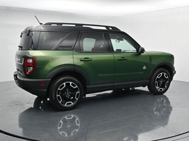 Used 2024 Ford Bronco Sport Outer Banks AWD/4WD image 10