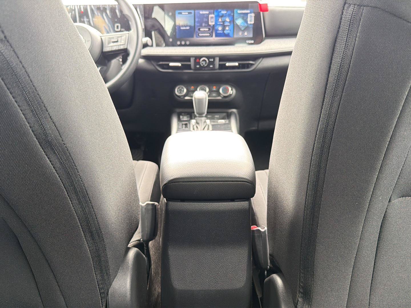 New 2027 Nissan Kicks S FWD image 25