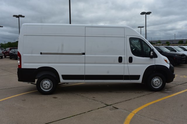 New 2026 RAM ProMaster 2500 w/ Premium Convenience Group FWD image 4