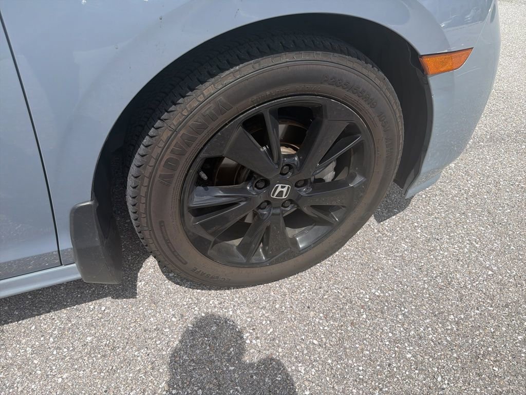 Used 2023 Honda Odyssey Sport image 12