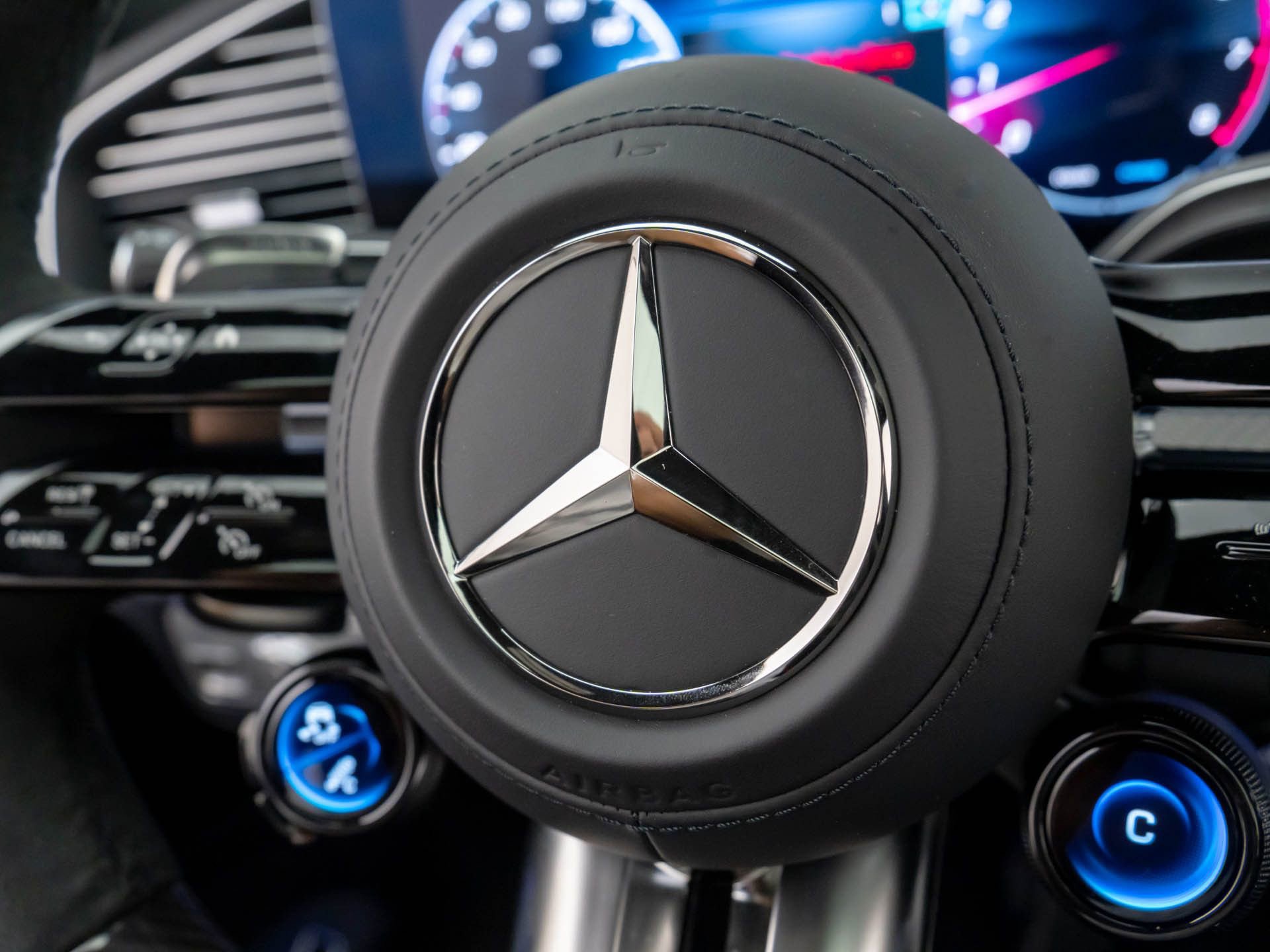 New 2026 Mercedes-Benz GLE 53 AMG 4MATIC image 30