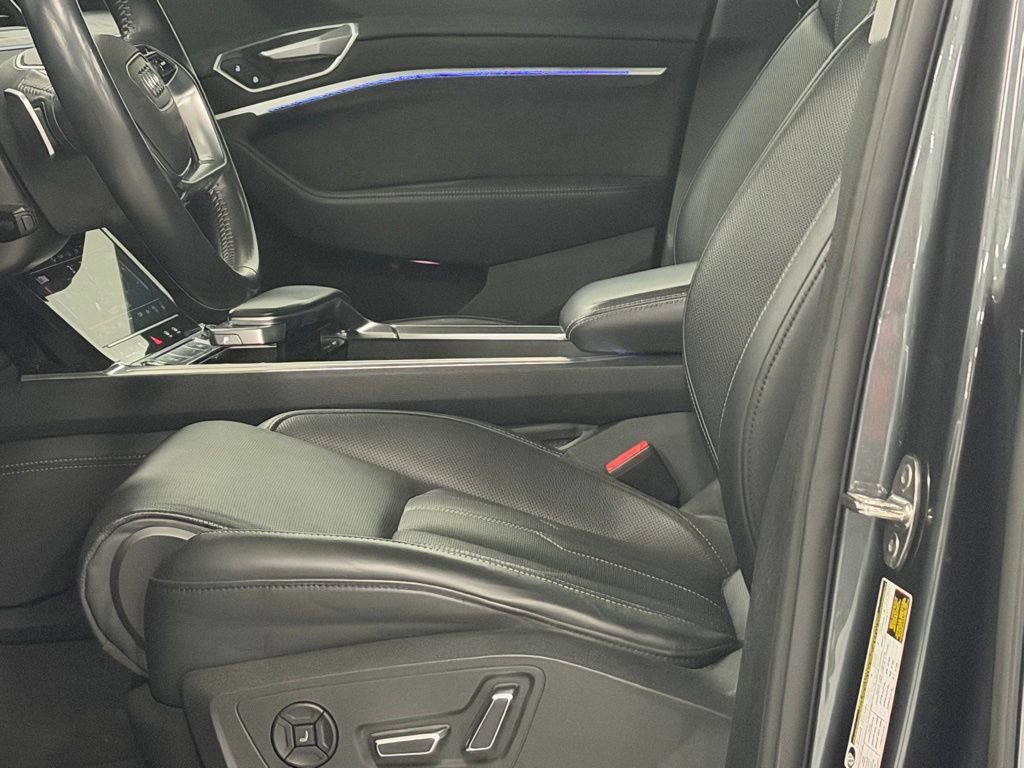 Used 2021 Audi e-tron Prestige AWD/4WD image 11