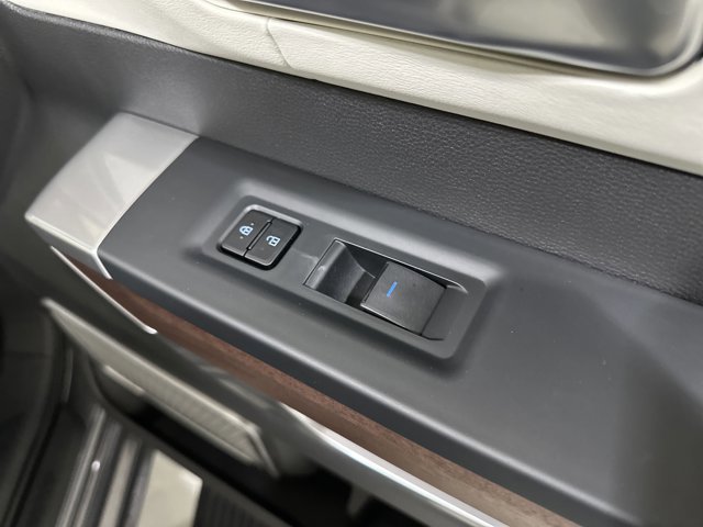 Used 2024 Toyota Sequoia Capstone AWD/4WD image 39