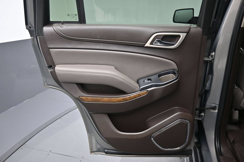 Used 2019 GMC Yukon Denali w/ Open Road Package AWD/4WD image 32