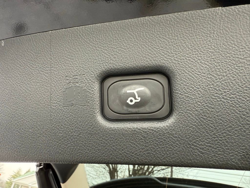 Used 2023 Lincoln Nautilus Reserve w/ Equipment Group 201A image 35