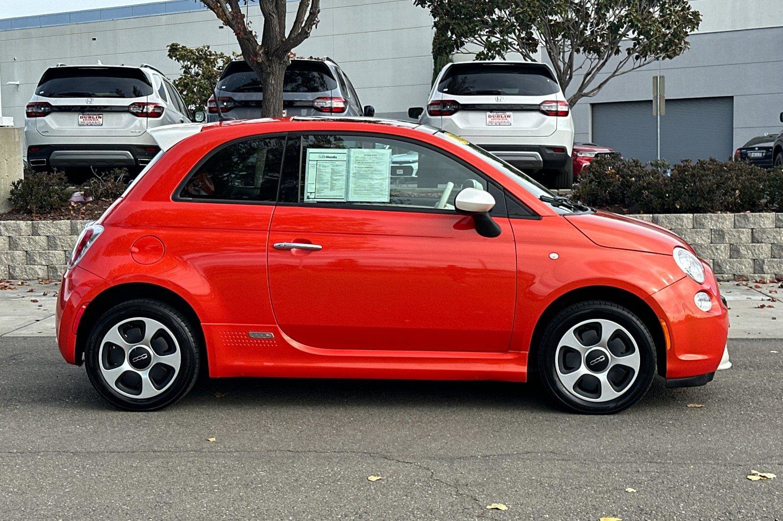 Used 2015 FIAT 500 e image 3