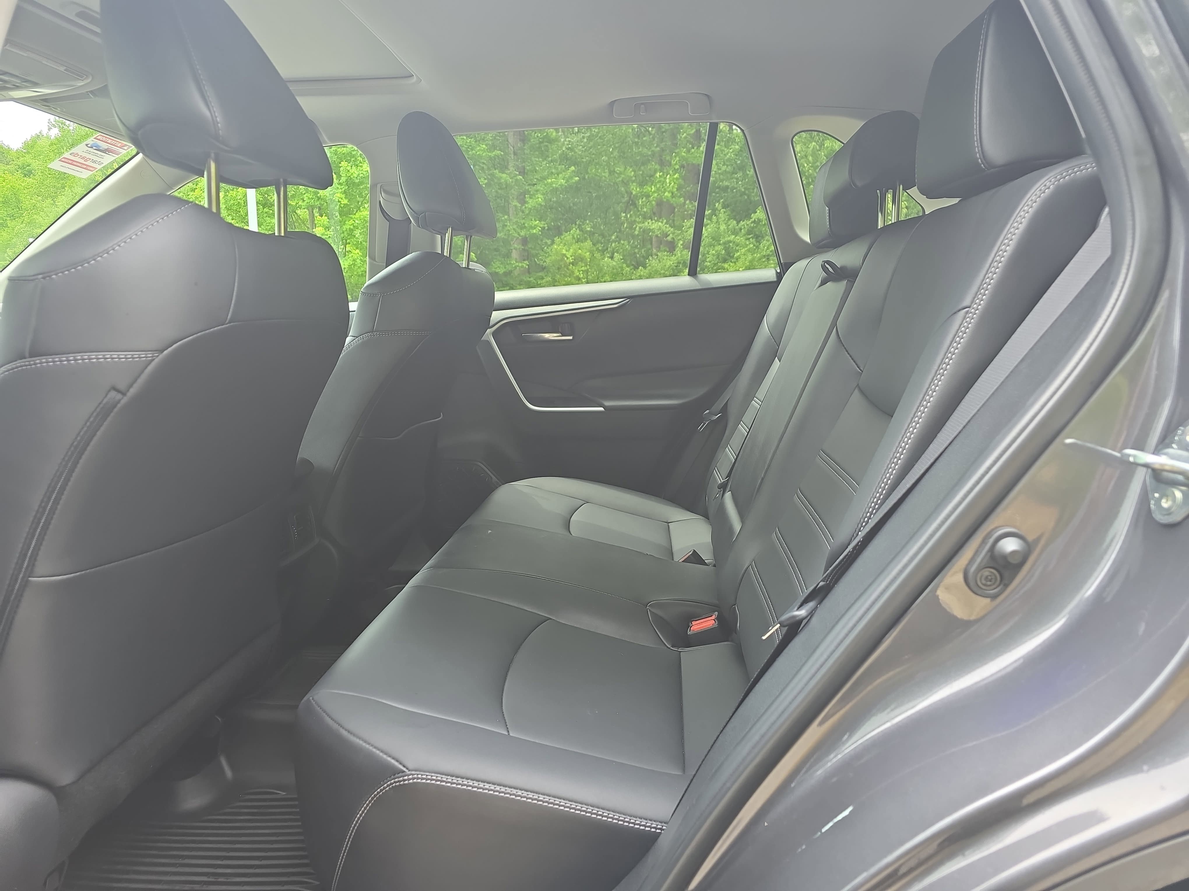 Used 2023 Toyota RAV4 XLE Premium FWD image 13