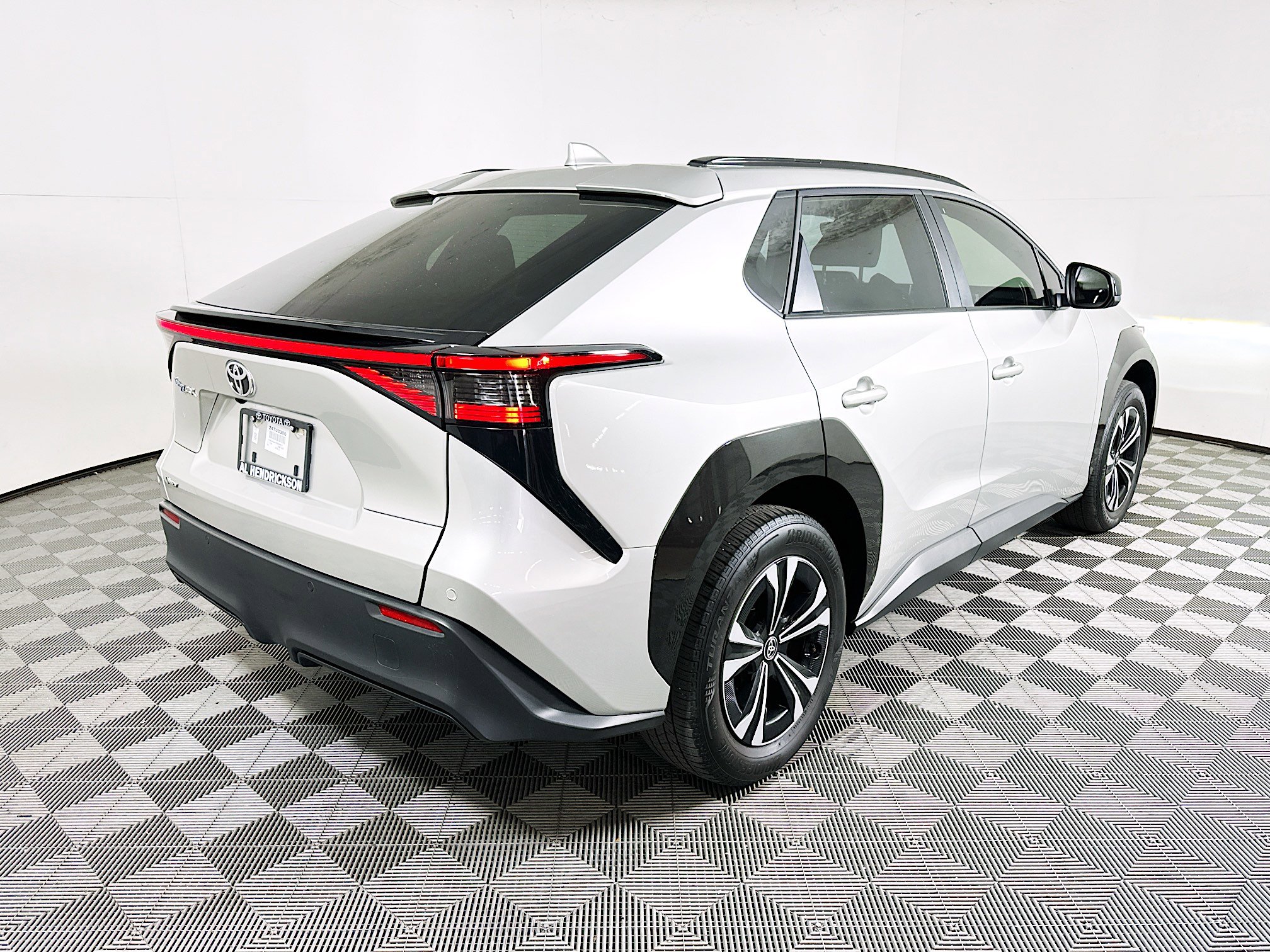 Used 2024 Toyota bZ4X XLE image 3