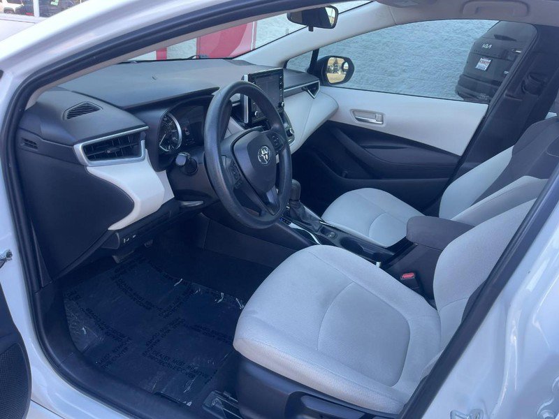 Used 2021 Toyota Corolla LE image 15