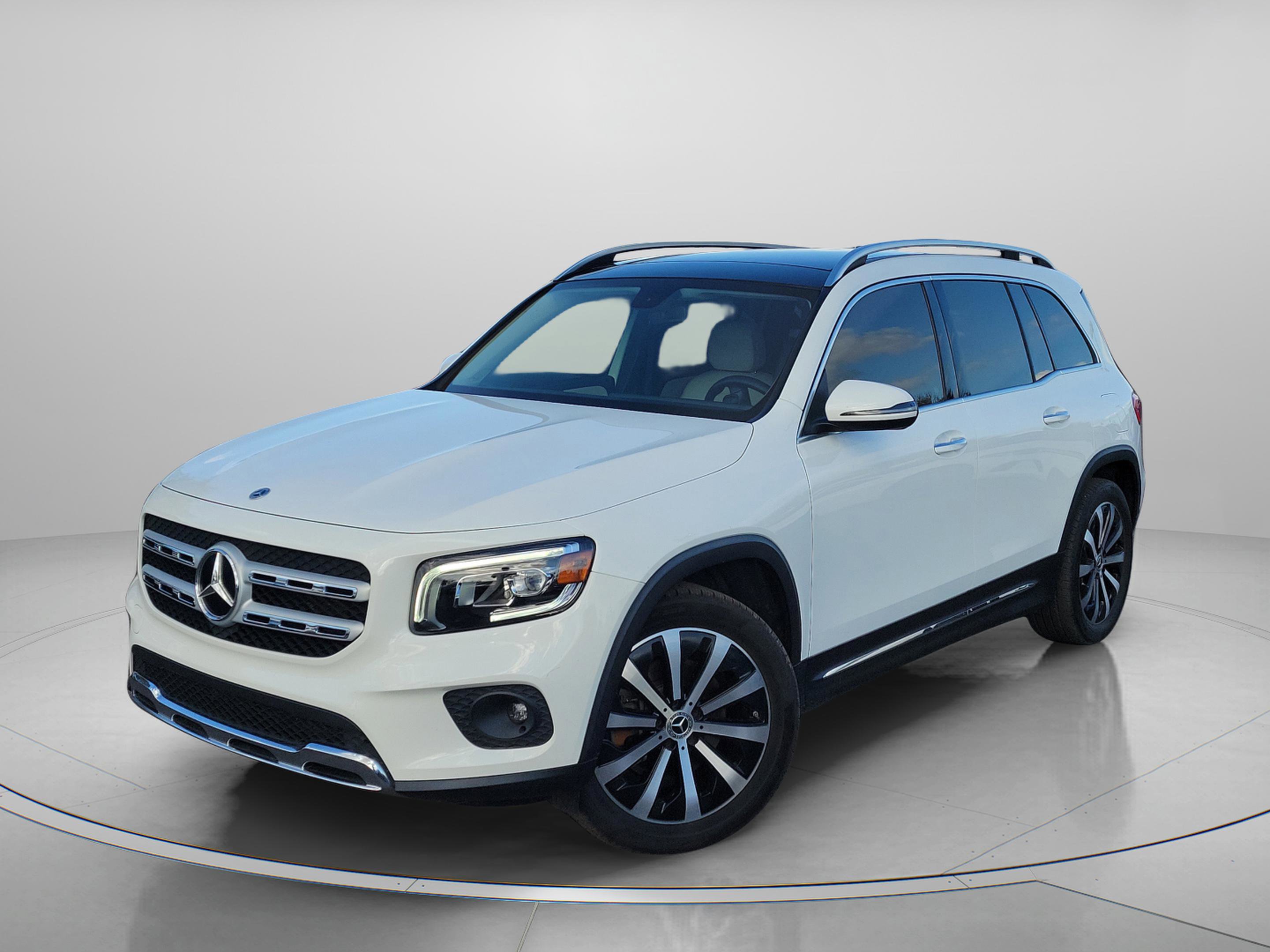 Certified 2022 Mercedes-Benz GLB 250 image 2