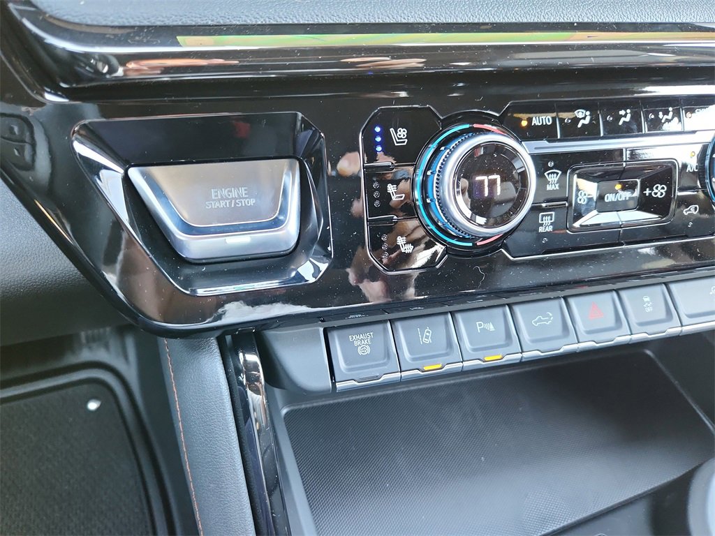 New 2026 GMC Sierra 2500 AT4 w/ AT4 Premium Plus Package image 18