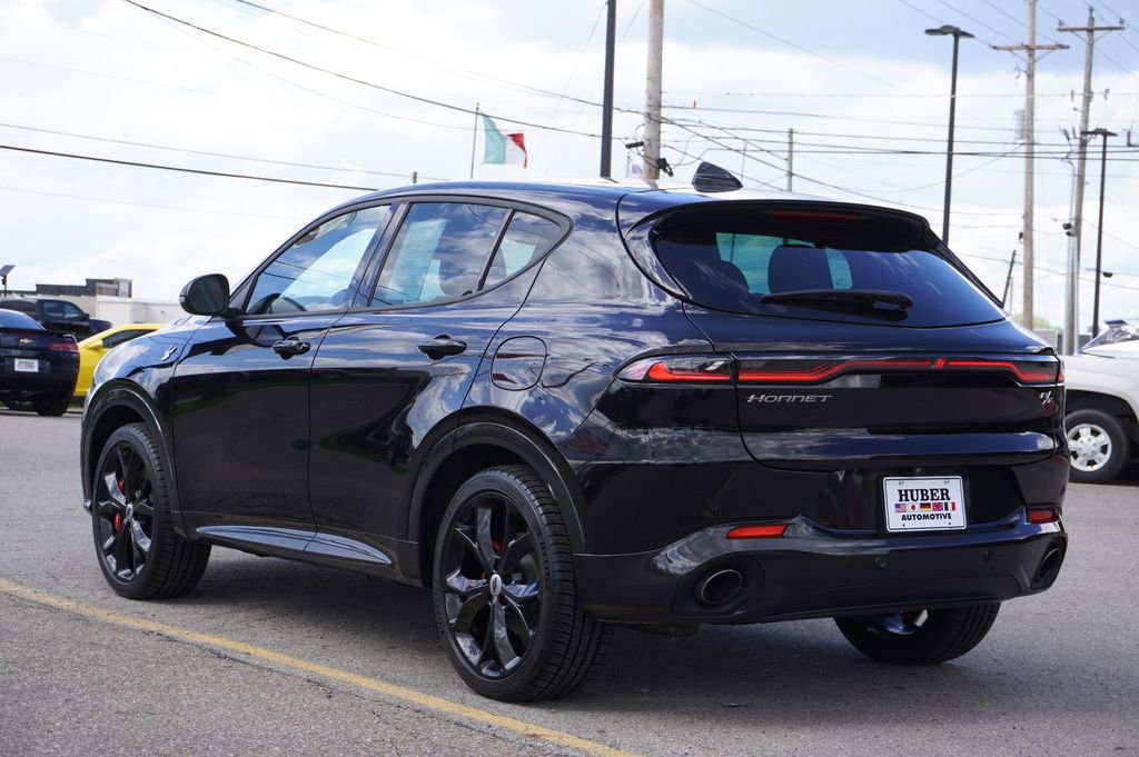 Used 2024 Dodge Hornet R/T w/ Track Pack AWD/4WD image 5