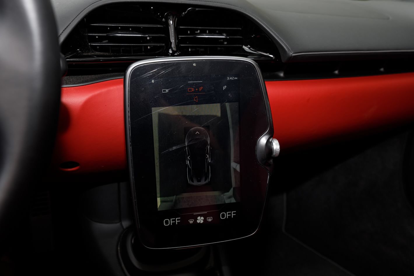 Used 2025 McLaren Artura Spider RWD image 43