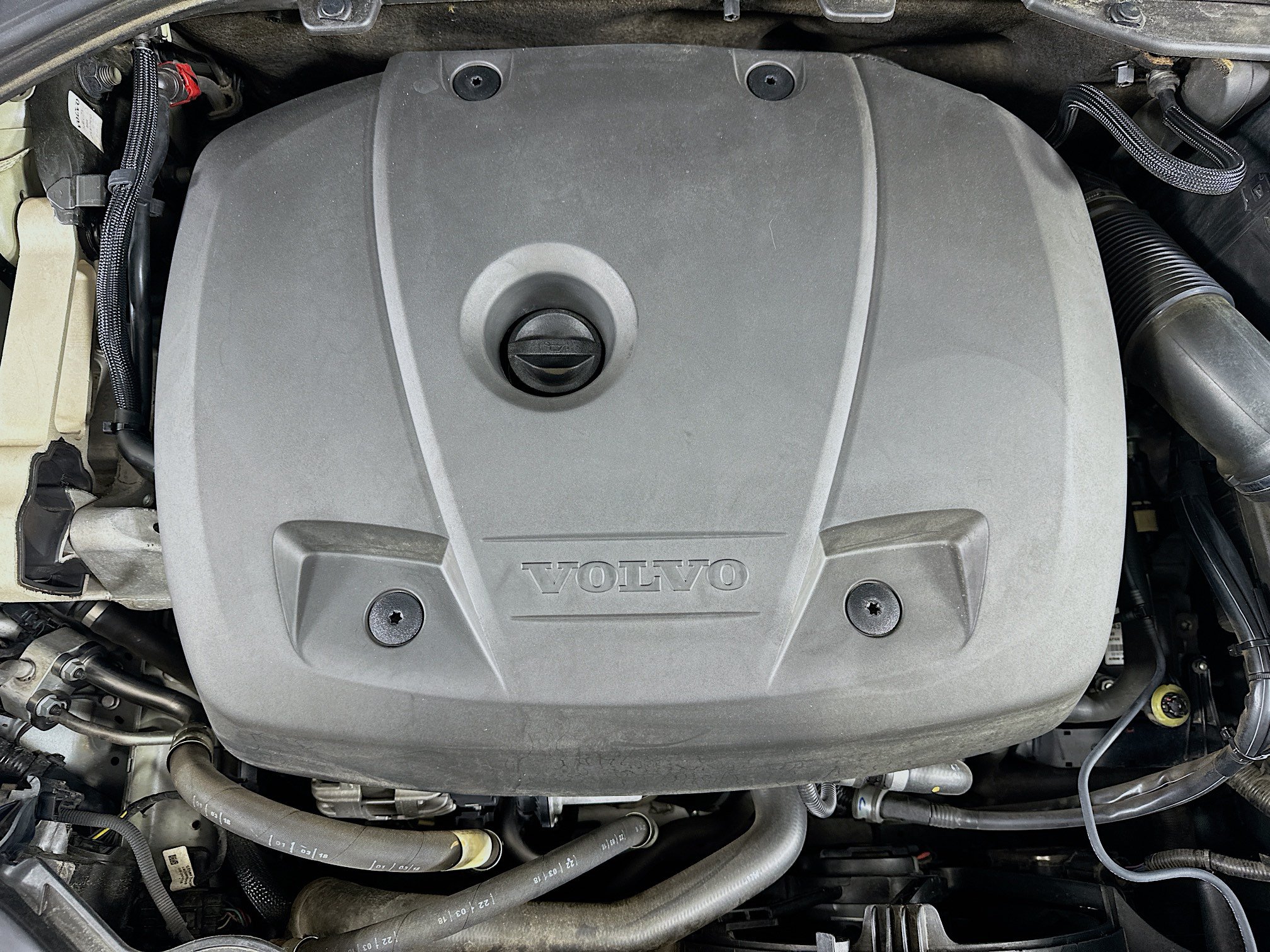 Used 2018 Volvo V60 T5 Dynamic AWD/4WD image 32