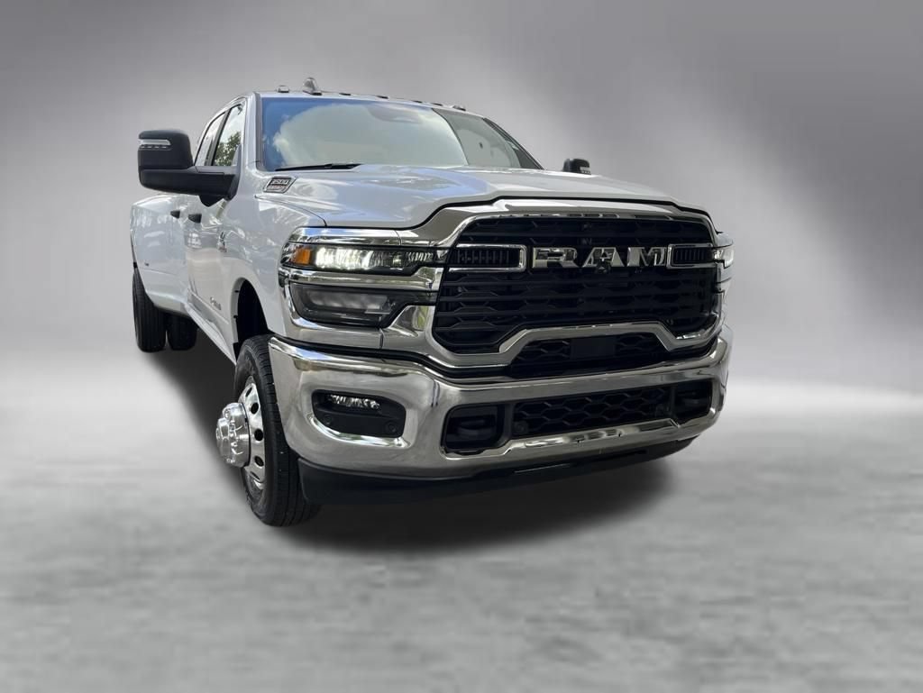 Used 2026 RAM 3500 Big Horn AWD/4WD image 2