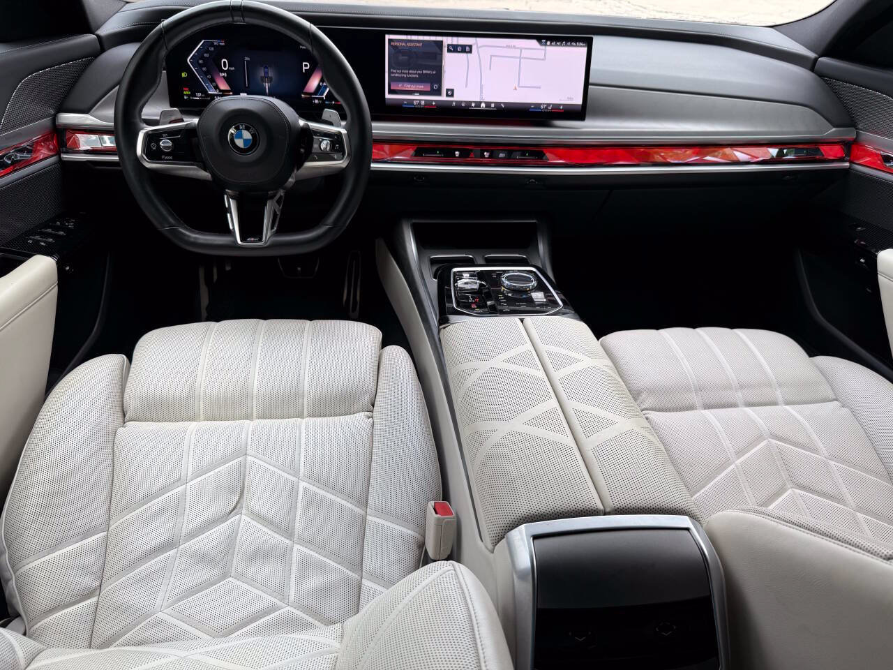 Used 2023 BMW 760i xDrive AWD/4WD image 28