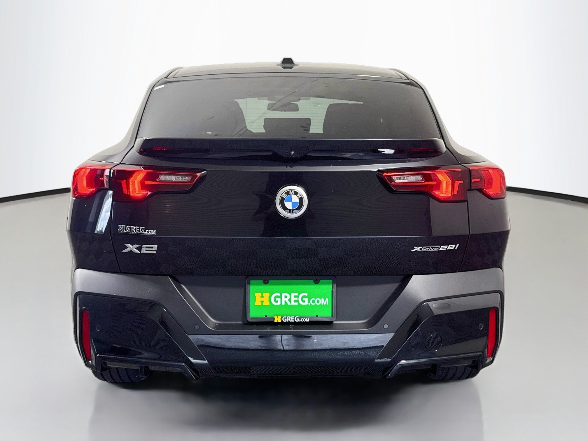 Used 2026 BMW X2 xDrive28i AWD/4WD image 8