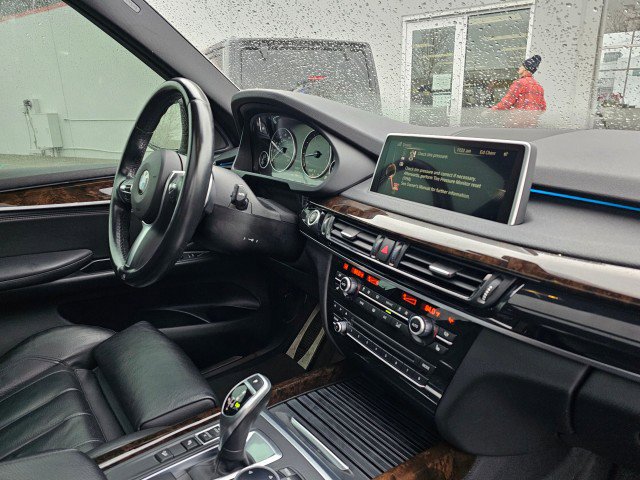 Used 2014 BMW X5 xDrive35i w/ M Sport image 16