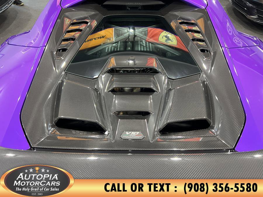 Used 2024 Lamborghini Huracan Tecnica image 12