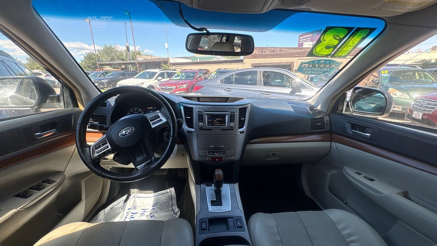 Used 2013 Subaru Outback 3.6R Limited w/ Moonroof Pkg AWD/4WD image 17