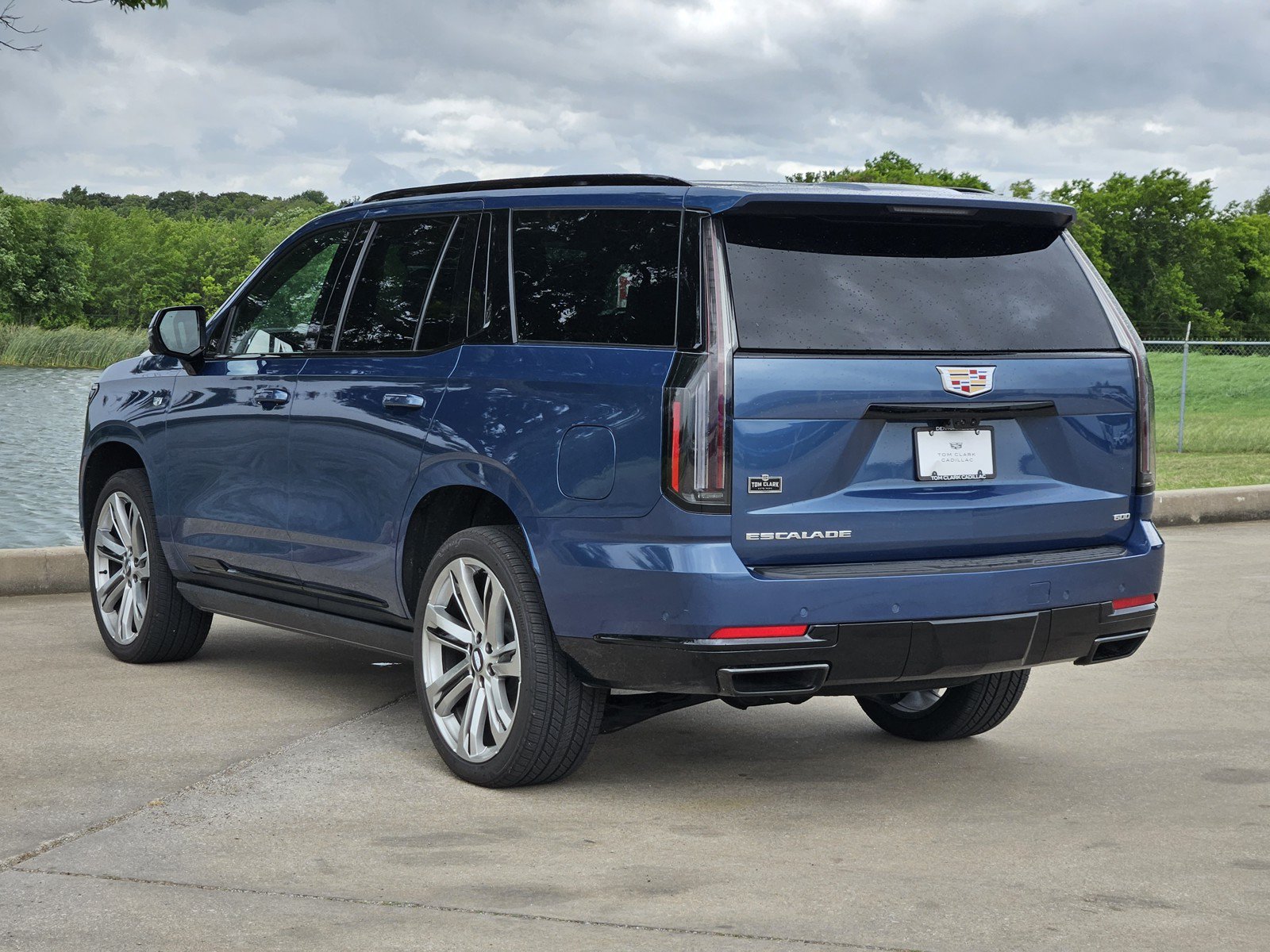 New 2026 Cadillac Escalade Sport w/ Touring Package AWD/4WD image 4
