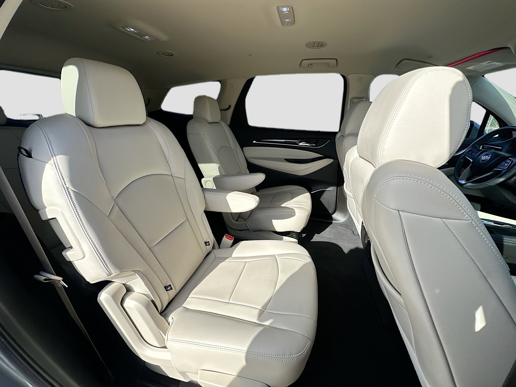 Used 2024 Buick Enclave Essence FWD image 26