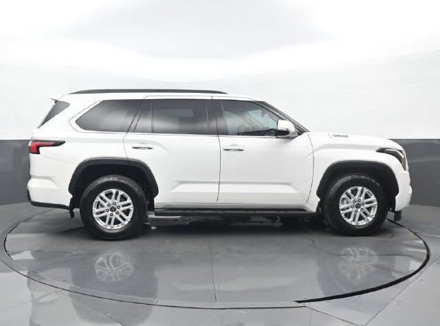 Used 2023 Toyota Sequoia SR5 w/ SR5 Premium Package RWD image 2