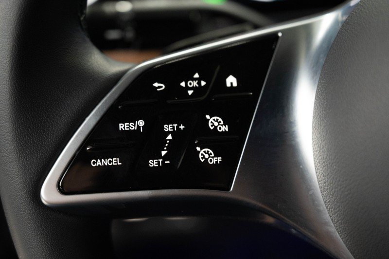 Certified 2026 Mercedes-Benz C 300 Sedan image 21