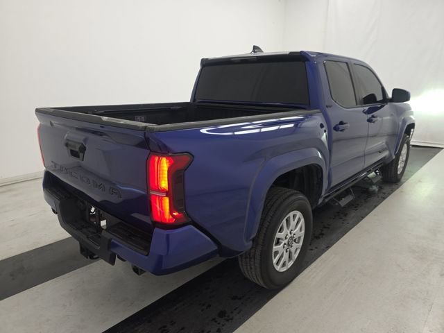 Used 2025 Toyota Tacoma SR5 RWD image 9