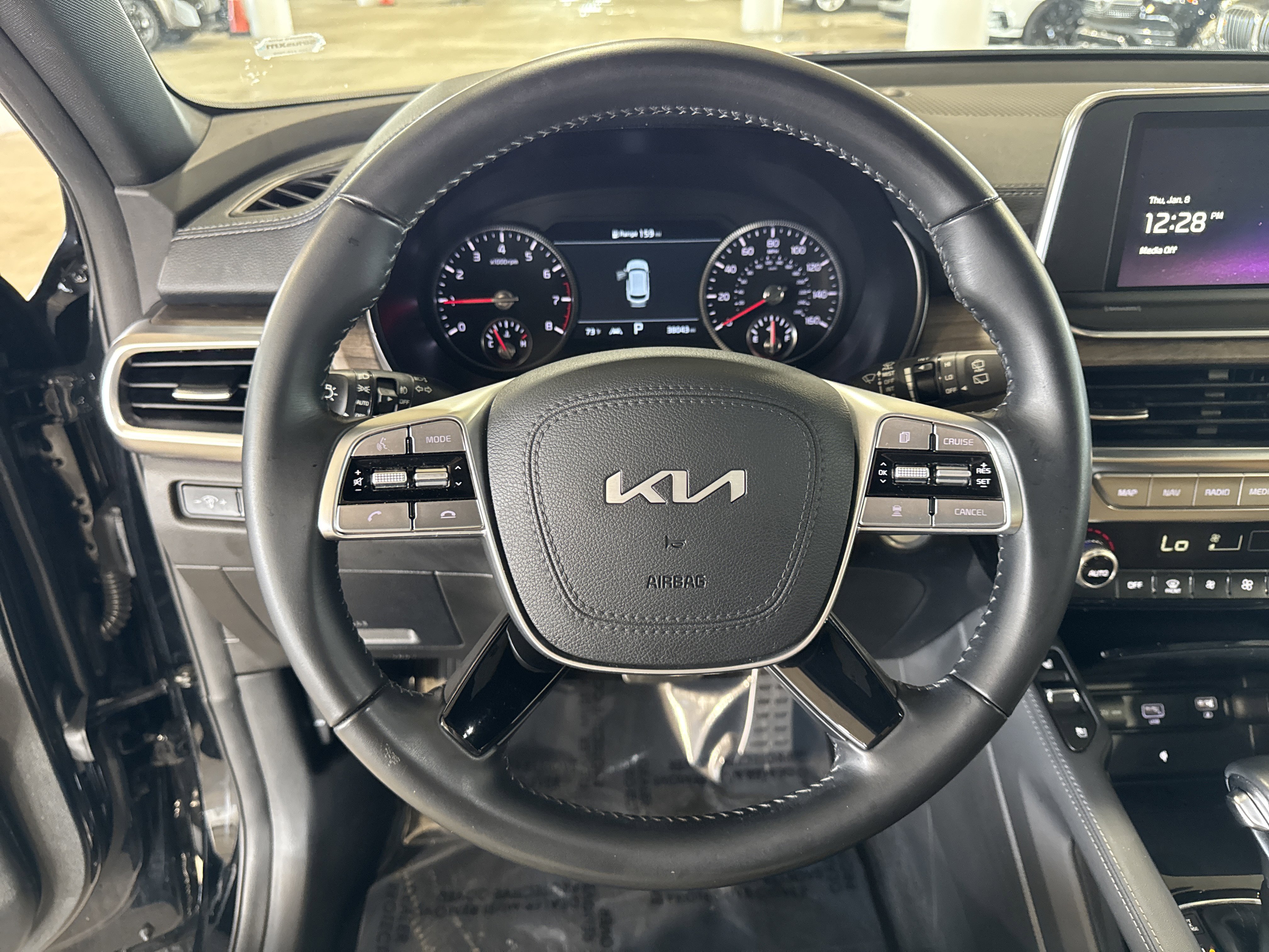 Used 2022 Kia Telluride SX w/ Towing Package image 22