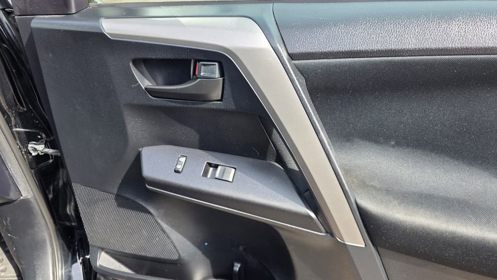 Used 2017 Toyota RAV4 LE w/ All Weather Liner Package image 26