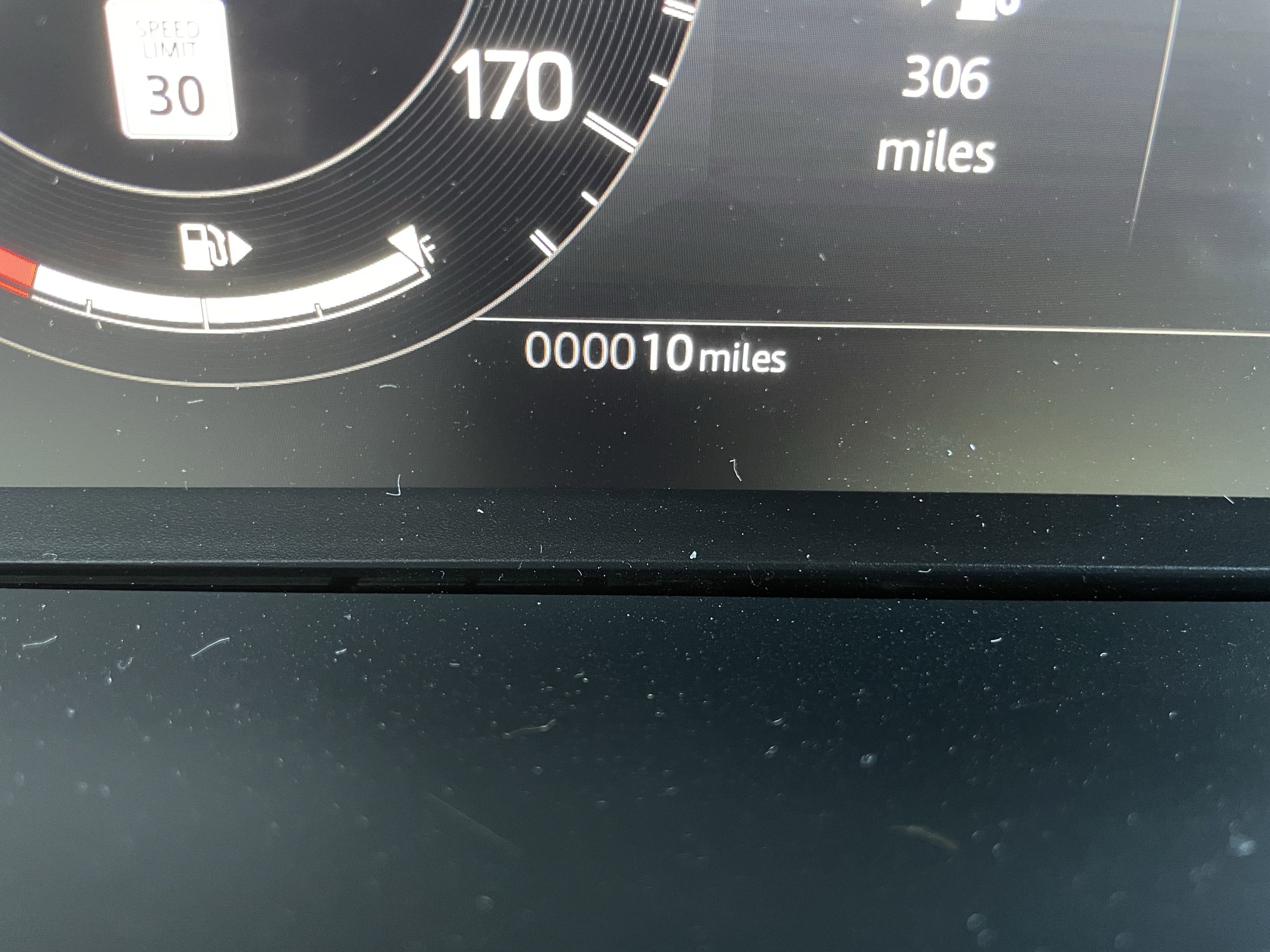 New 2025 Land Rover Discovery Sport S image 25