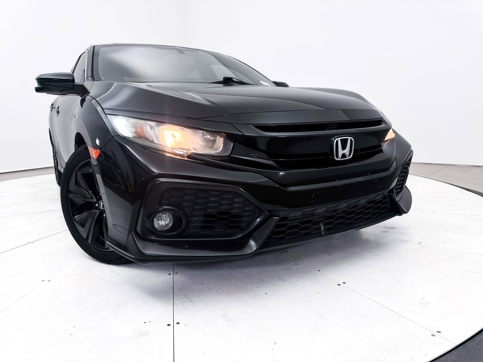 Used 2017 Honda Civic EX-L image 7