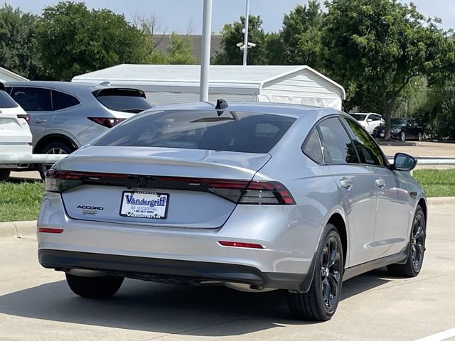 Used 2025 Honda Accord SE image 4