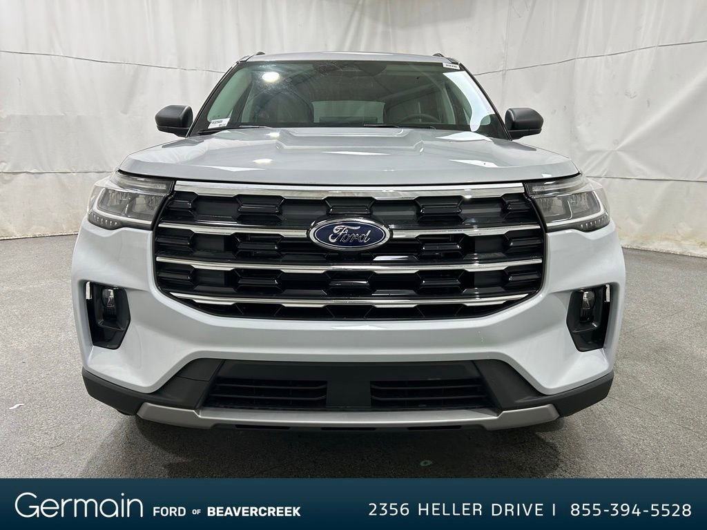 New 2026 Ford Explorer Active w/ Active Comfort Package image 3
