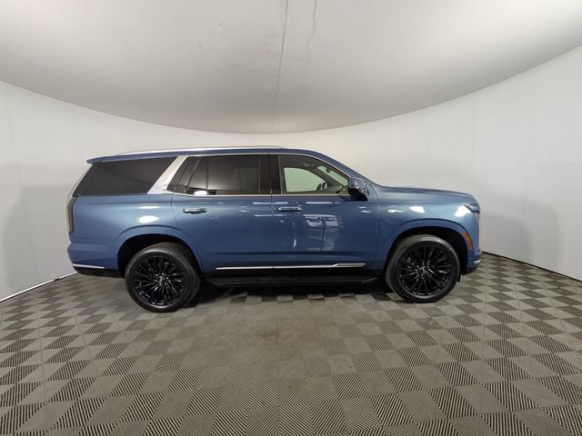 Used 2025 Cadillac Escalade Premium Luxury AWD/4WD image 39