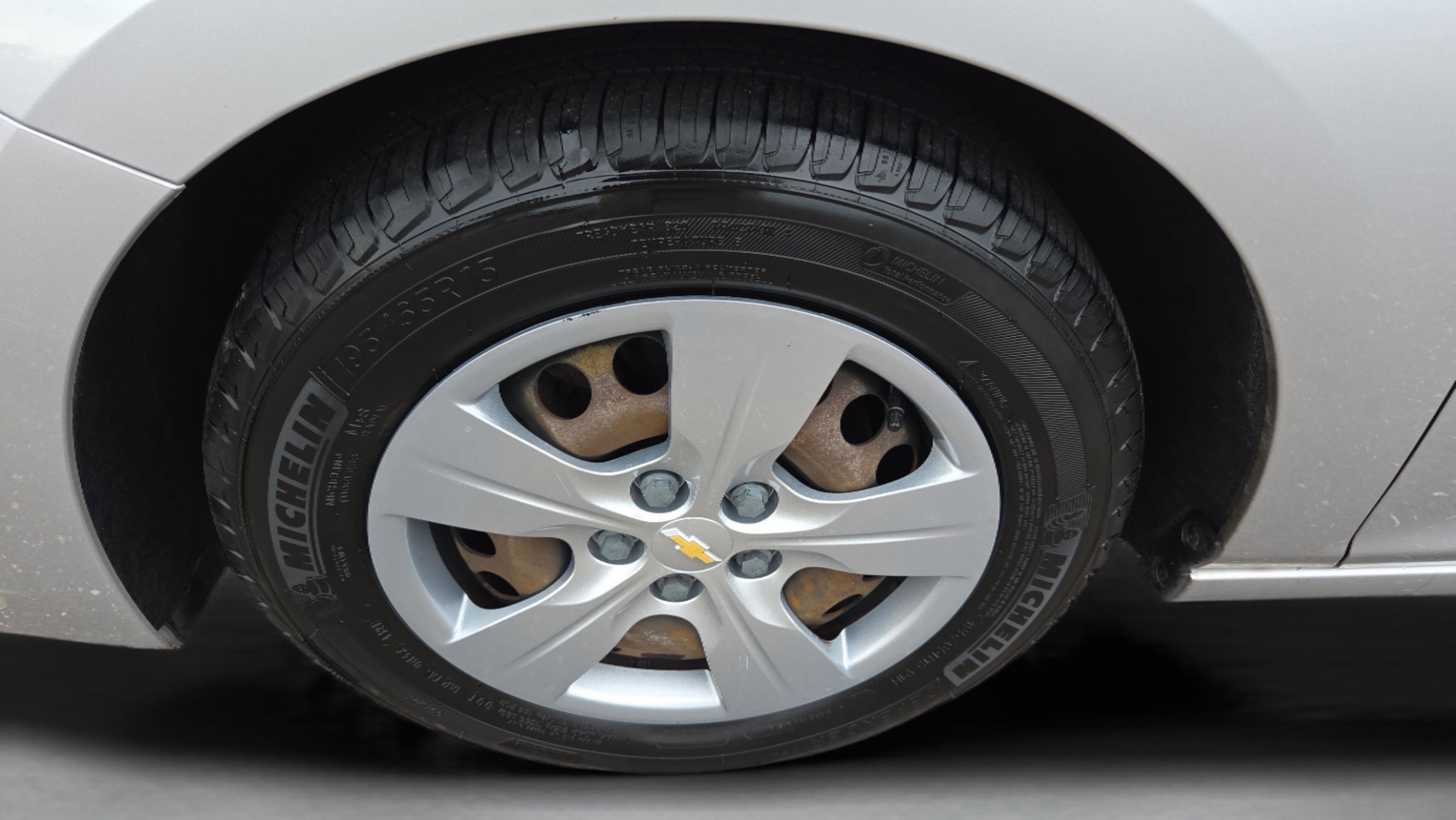 Used 2018 Chevrolet Cruze LS image 11