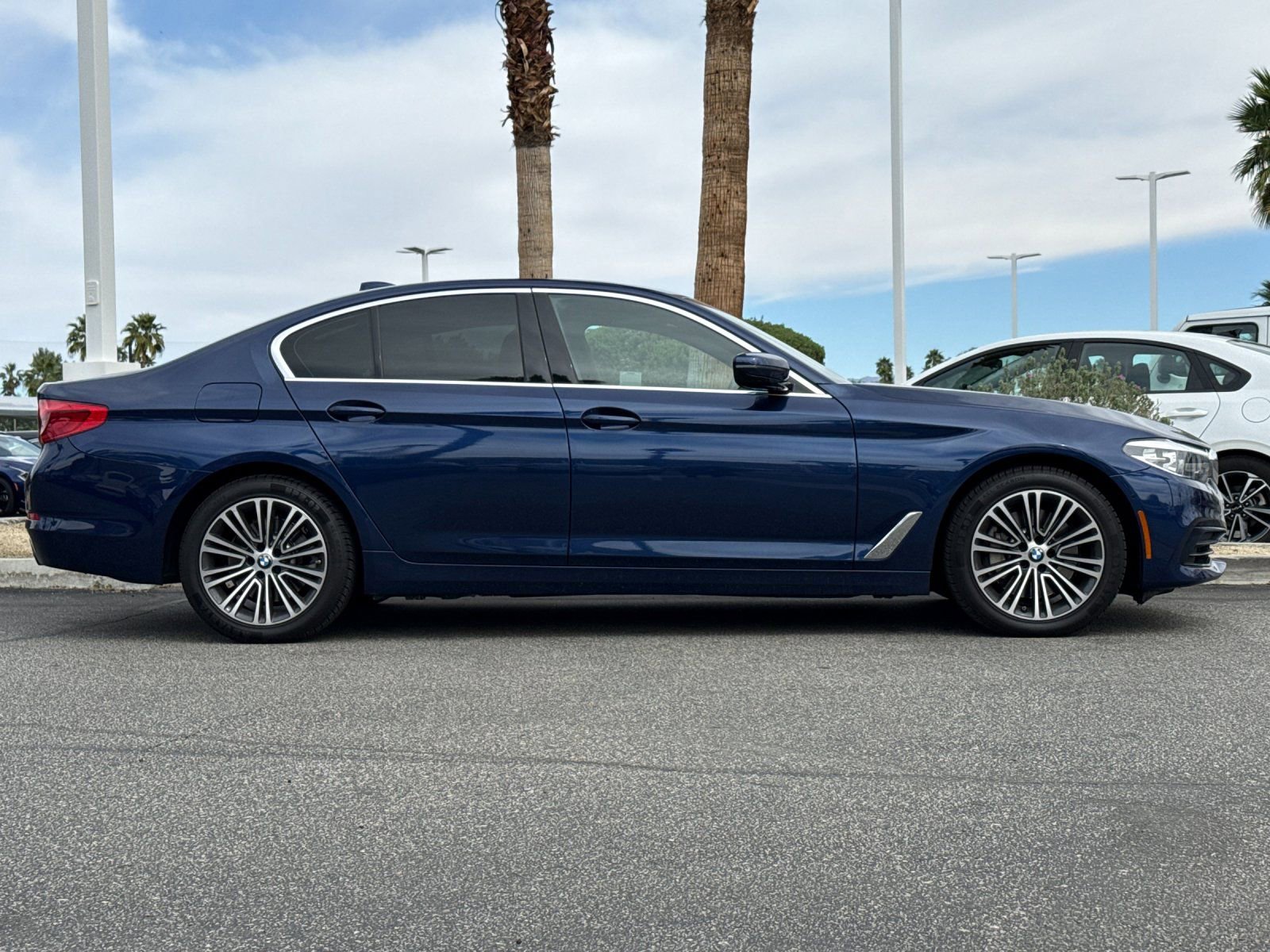 Used 2020 BMW 530e w/ Premium Package video 2
