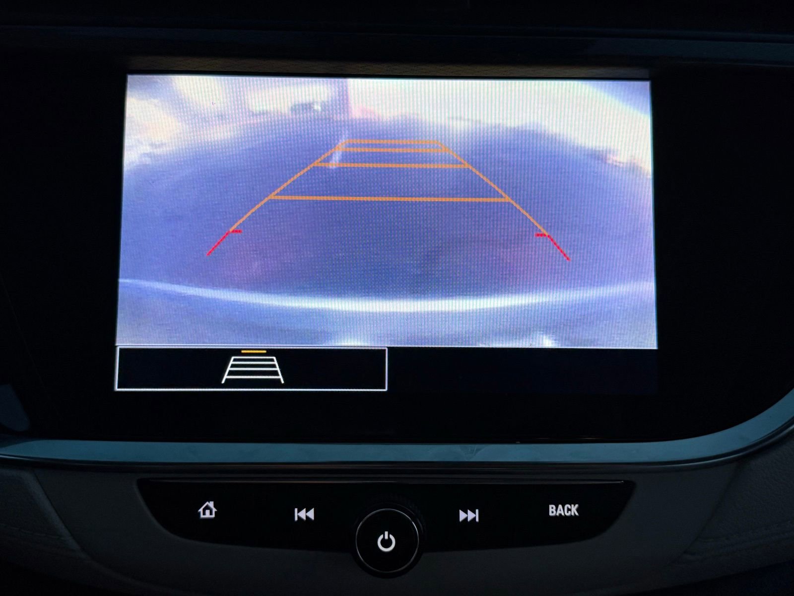 Used 2022 Buick Encore GX Preferred w/ Cold Weather Comfort Package FWD image 34