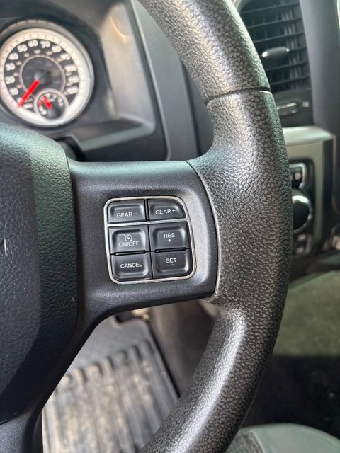 Used 2014 RAM 1500 Classic SLT AWD/4WD image 15