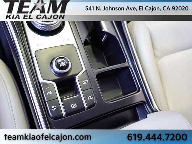 Certified 2023 Kia Sorento EX FWD image 32