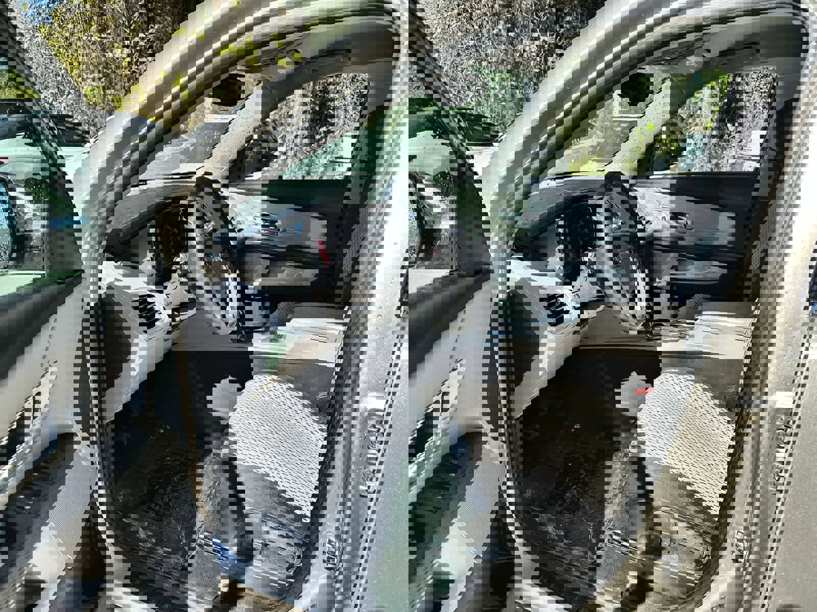 Used 2013 GMC Terrain SLE w/ LPO, Chrome Package image 2