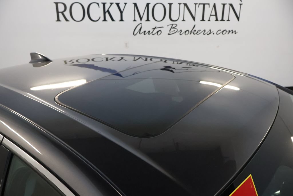 Used 2021 Acura TLX SH-AWD w/ Technology Package image 12