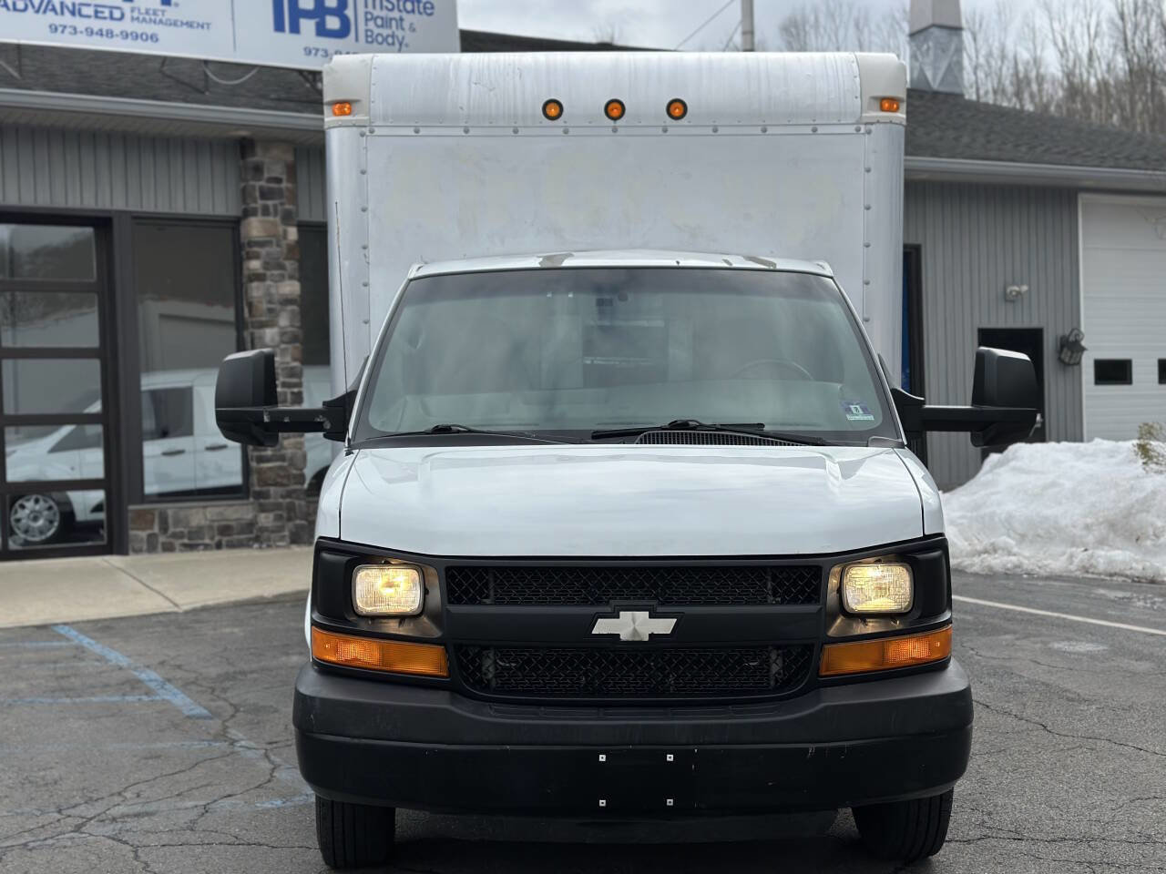 Used 2008 Chevrolet Express 3500 image 3