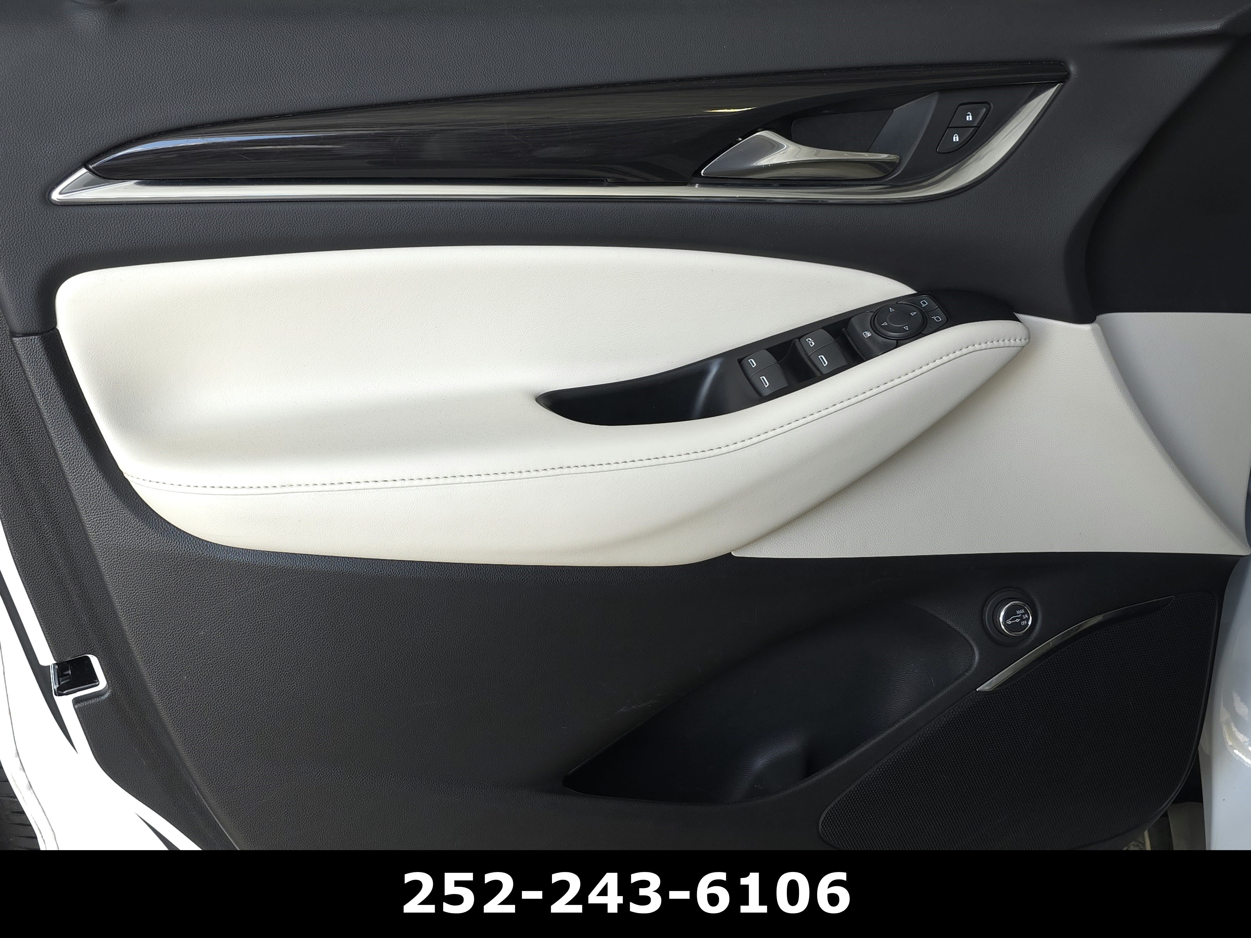 Used 2023 Buick Enclave Essence FWD image 27