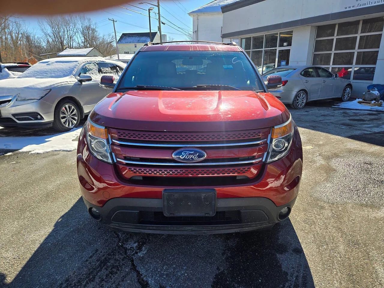 Used 2014 Ford Explorer Limited w/ Equipment Group 301A AWD/4WD image 7