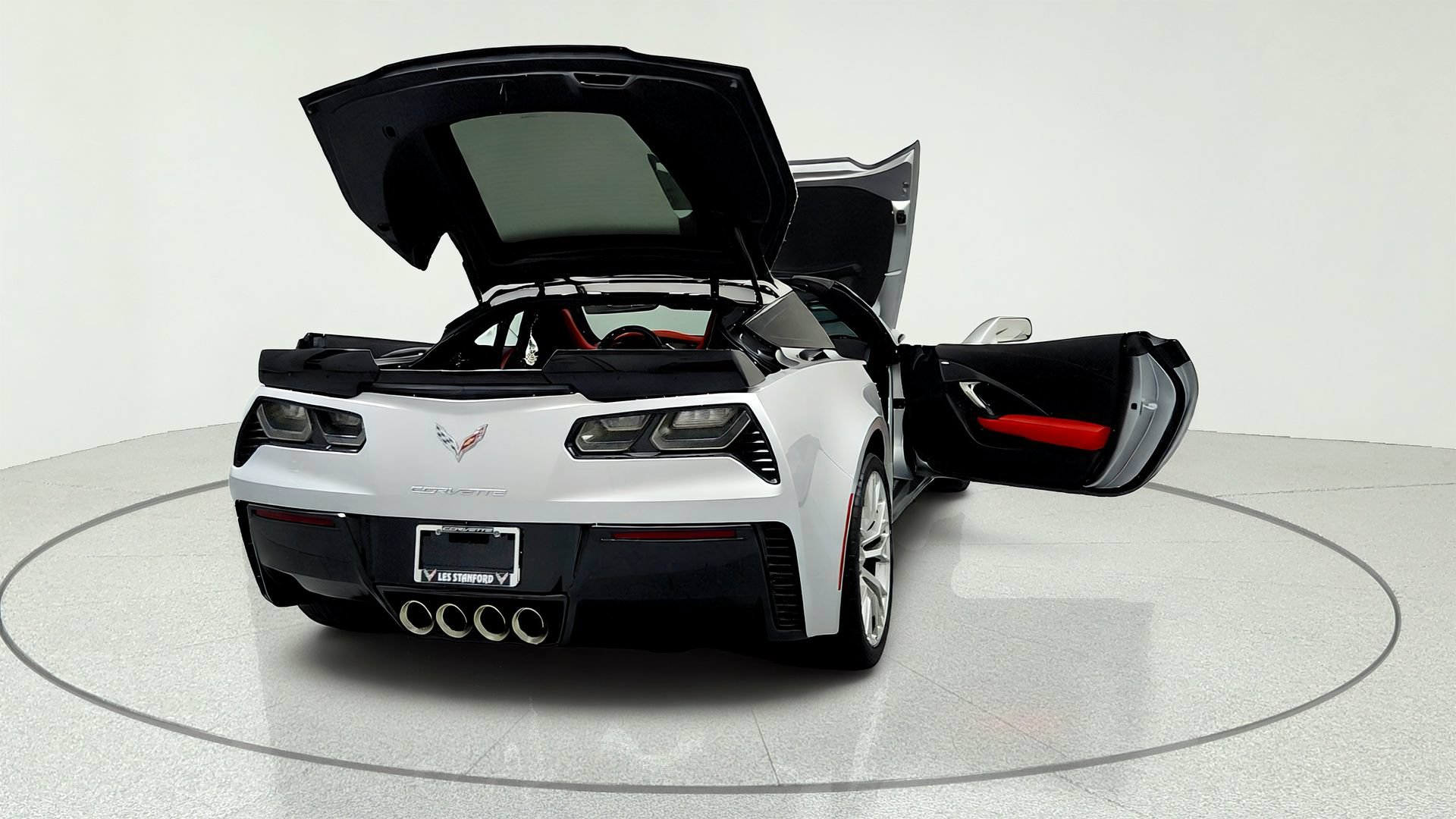 Certified 2015 Chevrolet Corvette Z06 w/ 3LZ Preferred Equipment Group RWD image 12