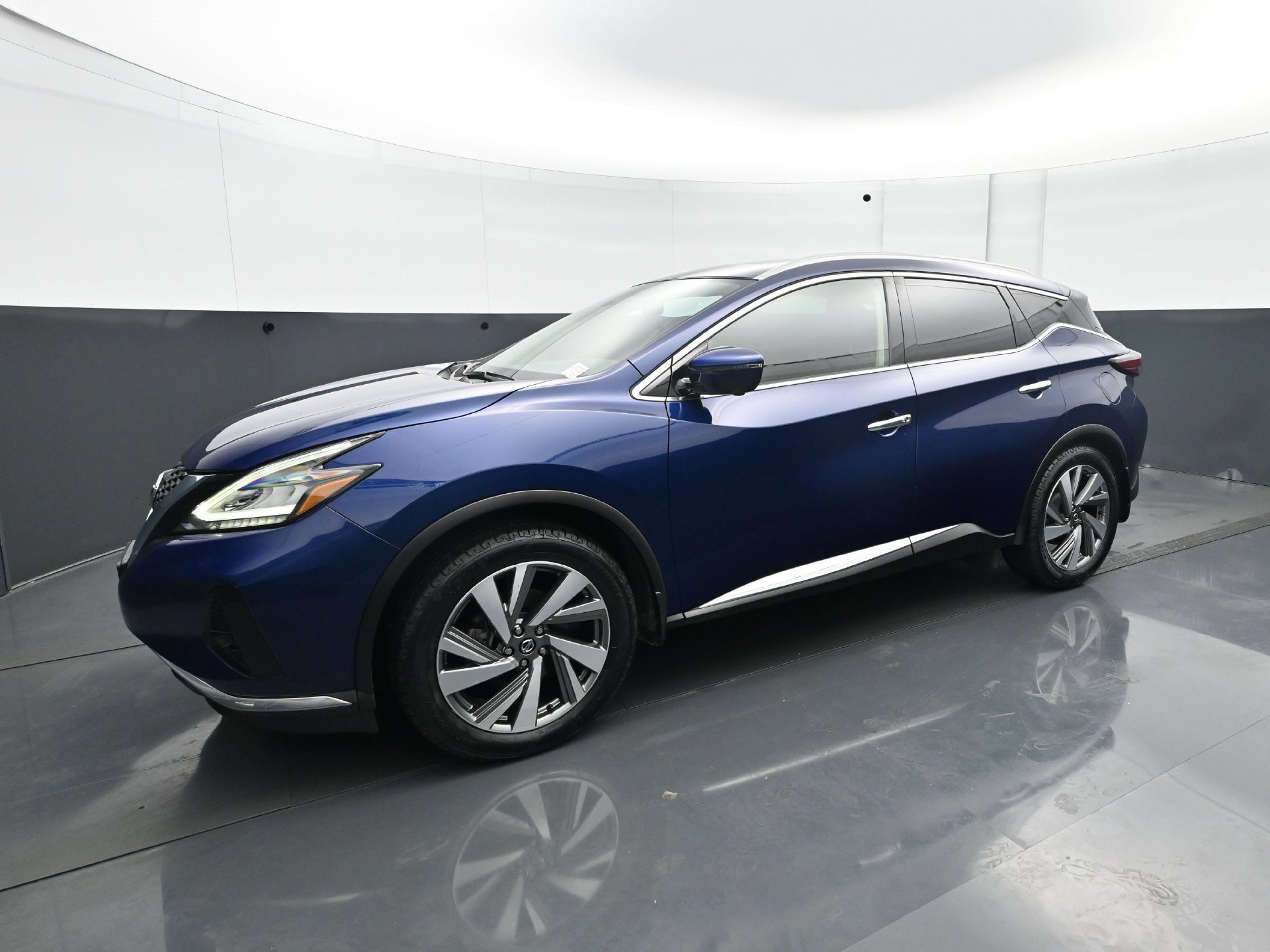 Used 2020 Nissan Murano SL w/ Moonroof Package AWD/4WD image 2